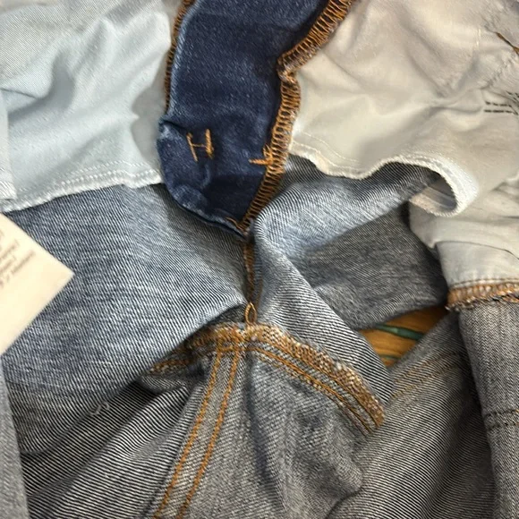 Madewell High Rise Denim Short - Picture 10 of 11